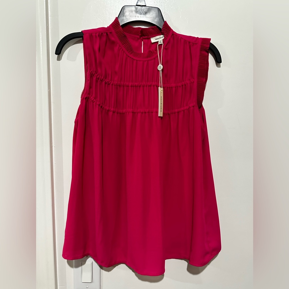NWT Women’s SM Max Studio Blouse/Top in Azalea/Fuschia Pink, Perfect Condition